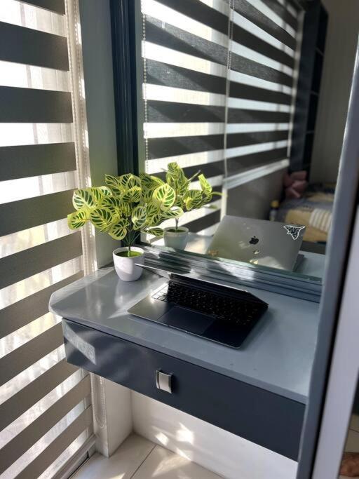 Casa Cintores Condo Near Picc With Free Parking Manila Exterior photo