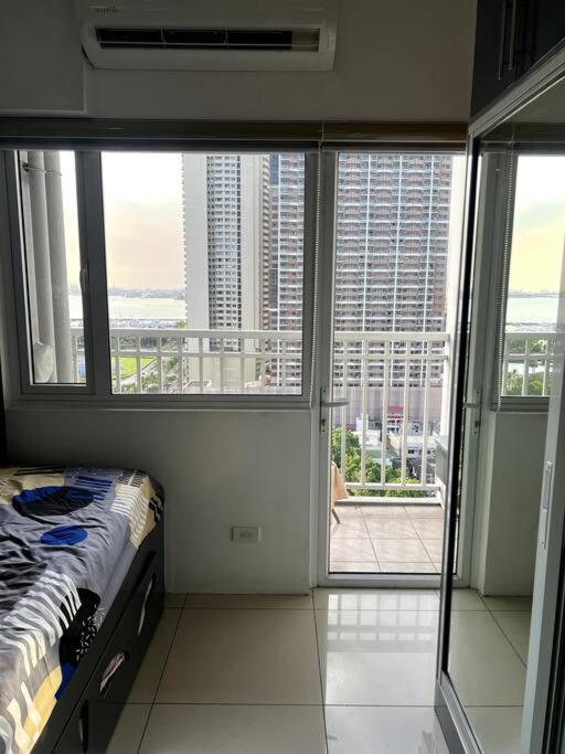 Casa Cintores Condo Near Picc With Free Parking Manila Exterior photo